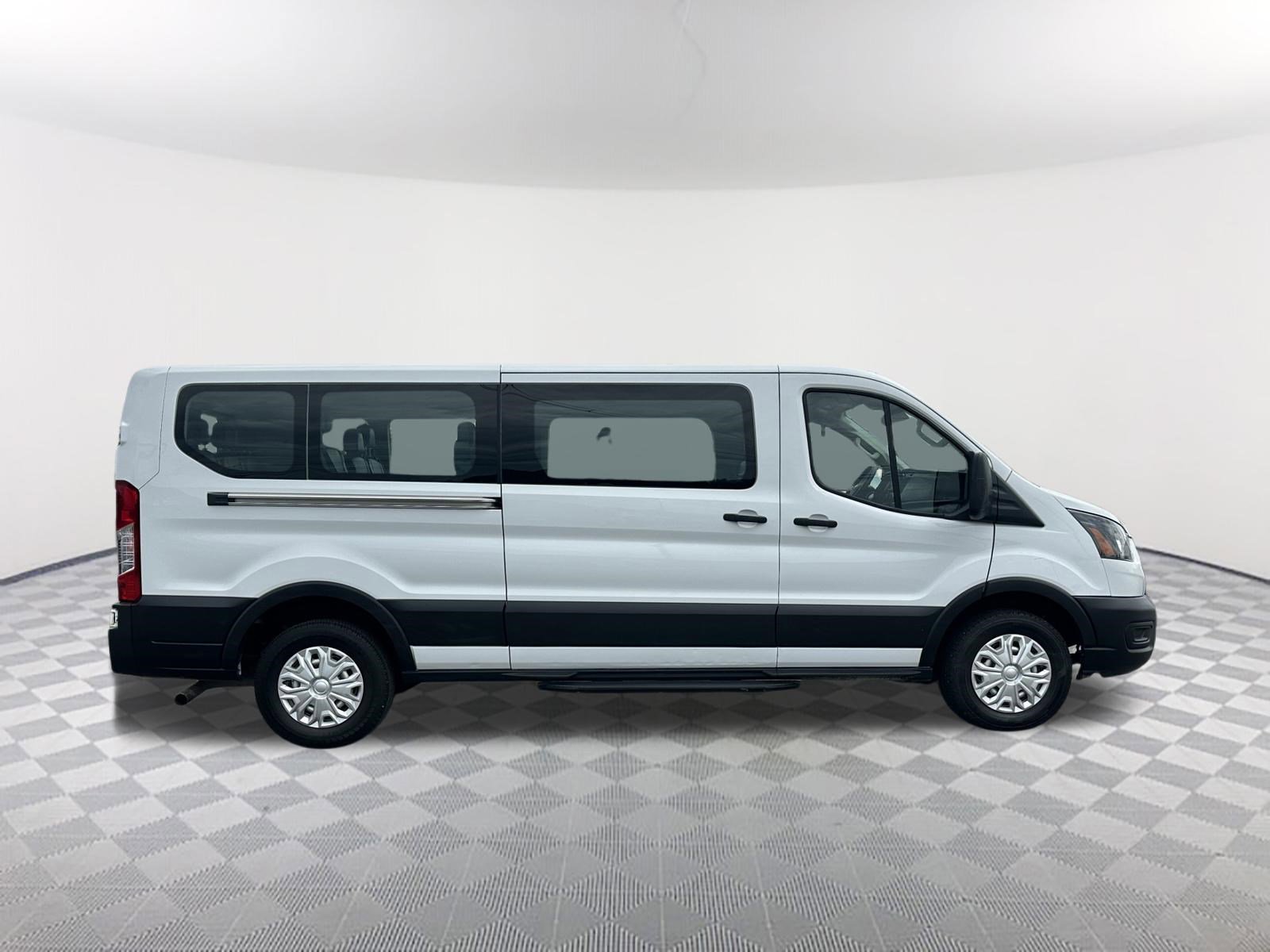 Used 2023 Ford Transit 350 XL RWD image 4