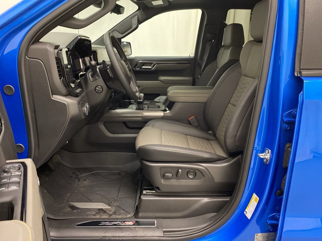 New 2025 Chevrolet Silverado 1500 ZR2 w/ Technology Package AWD/4WD image 14