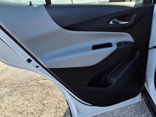 Used 2024 Chevrolet Equinox LS w/ LS Convenience Package image 70