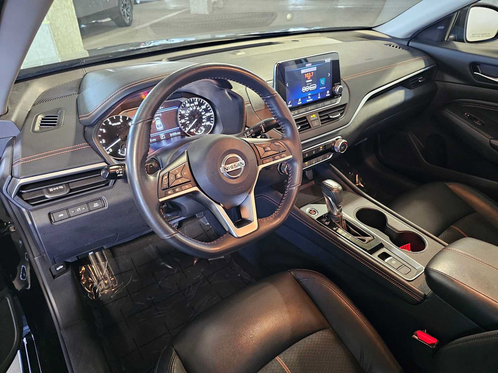 Used 2022 Nissan Altima 2.5 SR AWD/4WD image 2