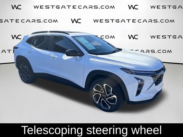 Used 2024 Chevrolet Trax RS w/ Sunroof Package image 25