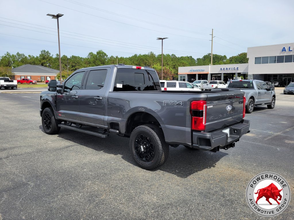 New 2027 Ford F350 Lariat w/ Black Appearance Package AWD/4WD image 4