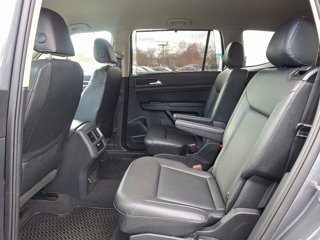 Used 2019 Volkswagen Atlas SE w/ Towing Package image 10