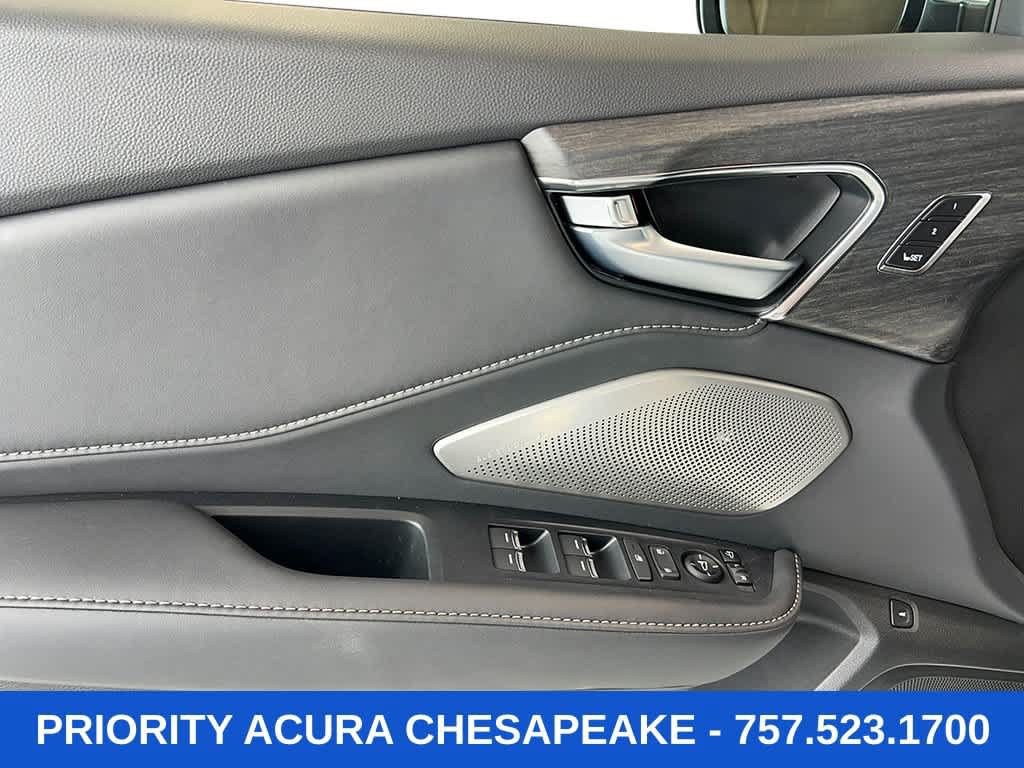 New 2026 Acura RDX w/ Advance Package AWD/4WD image 16