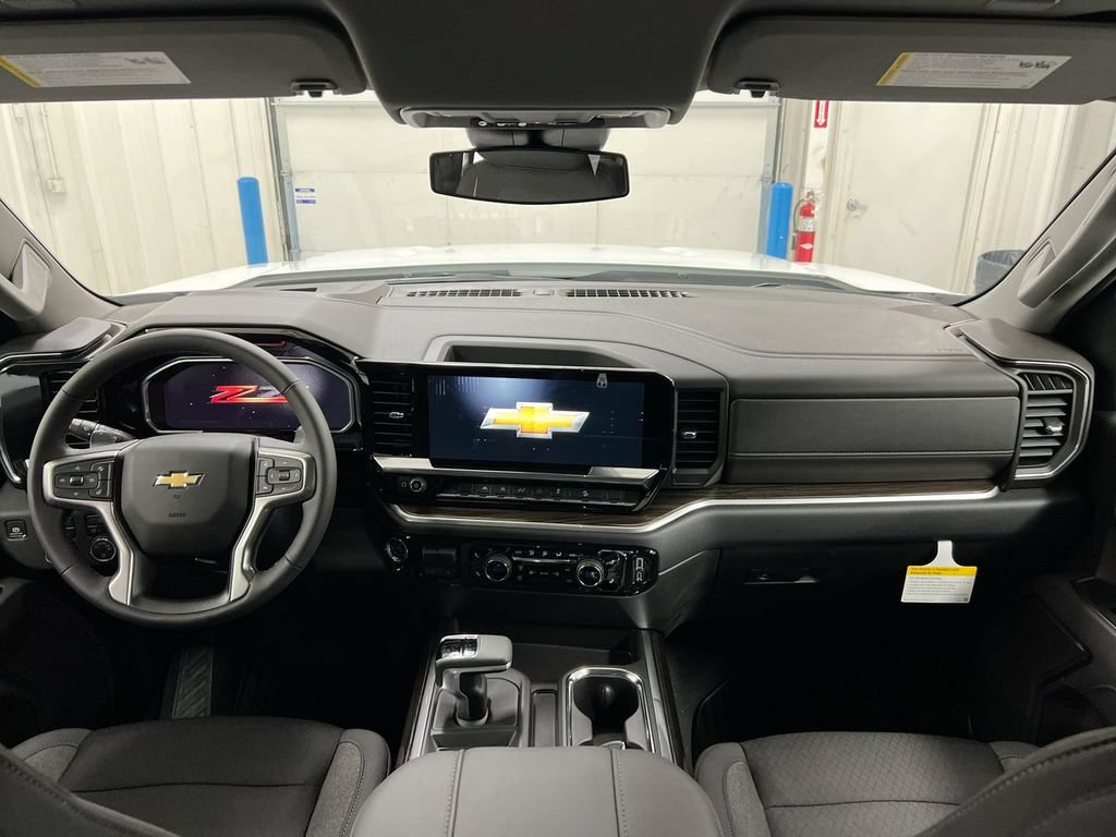 New 2026 Chevrolet Silverado 1500 LT w/ Z71 Off-Road Package AWD/4WD image 10