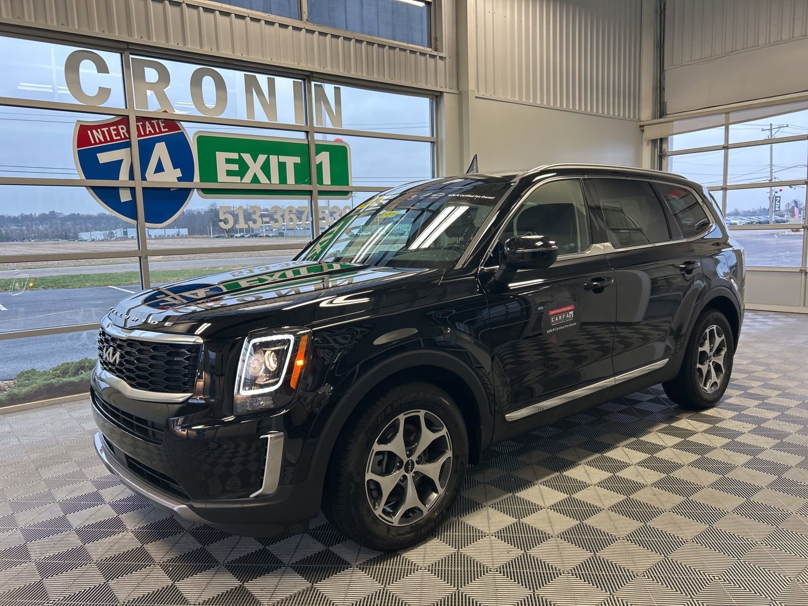 Used 2022 Kia Telluride EX image 3