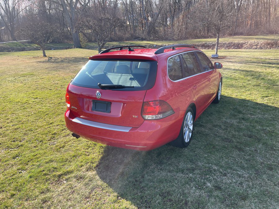 Used 2013 Volkswagen Jetta TDI FWD image 14