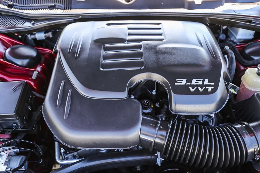 Used 2023 Dodge Challenger SXT w/ Blacktop Package image 27