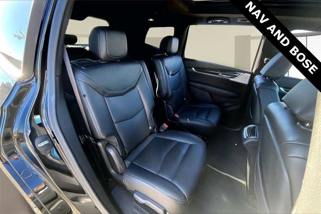 Used 2023 Cadillac XT6 Premium Luxury image 29