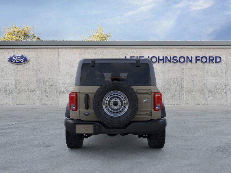 New 2025 Ford Bronco 4-Door AWD/4WD image 5