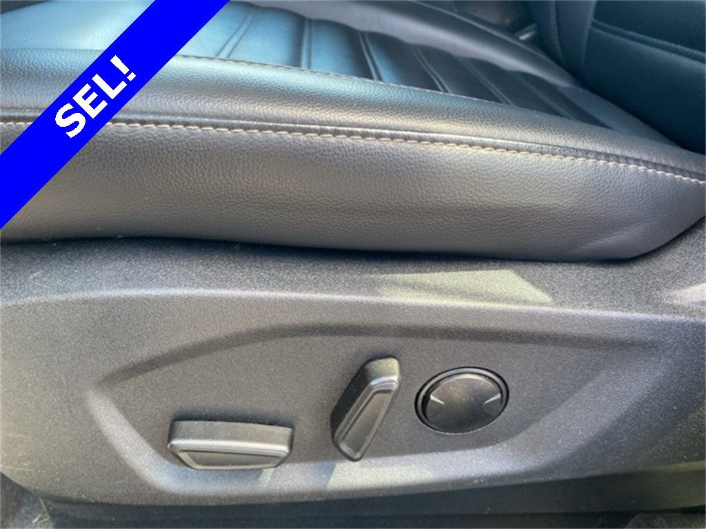 Used 2024 Ford Edge SEL image 20