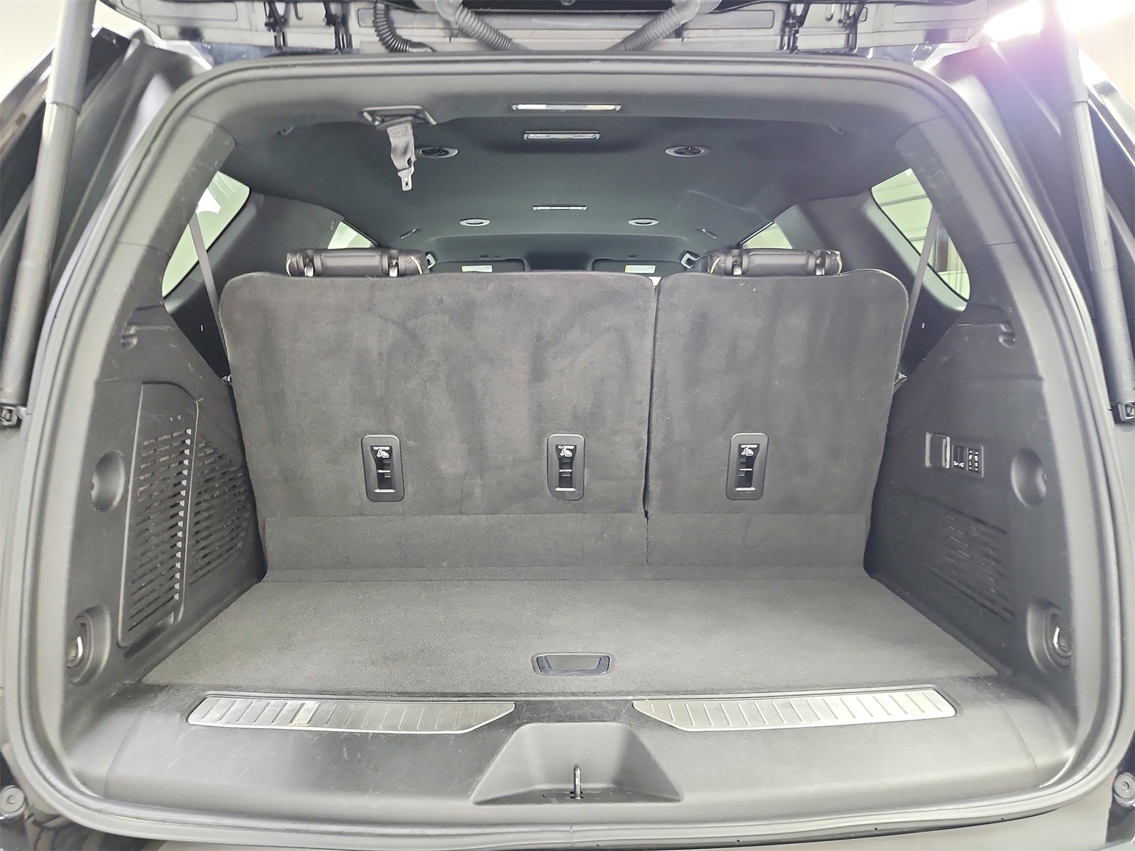 Used 2024 Chevrolet Tahoe Premier image 43