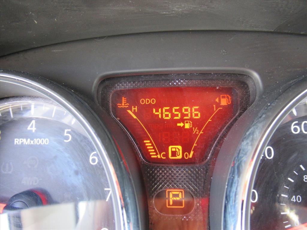 Used 2014 Nissan Versa Note SV w/ Convenience Package image 24