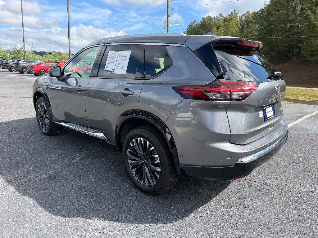 Used 2026 Nissan Rogue Platinum w/ Platinum Premium Package AWD/4WD image 4