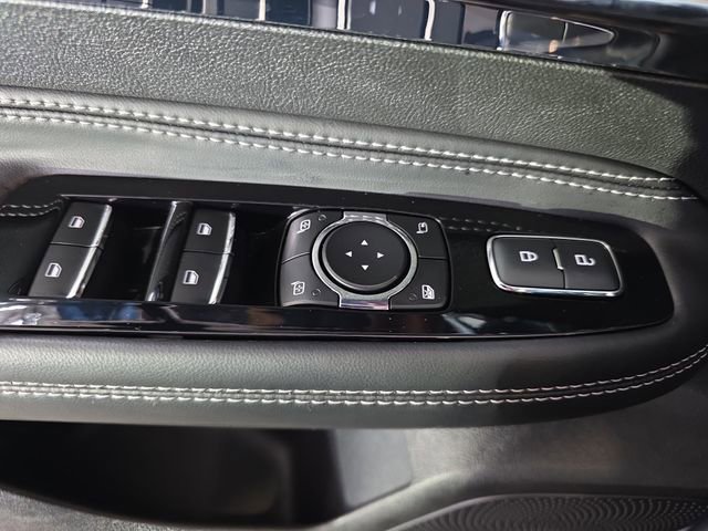 Used 2024 Lincoln Corsair AWD w/ Equipment Group 101A image 29