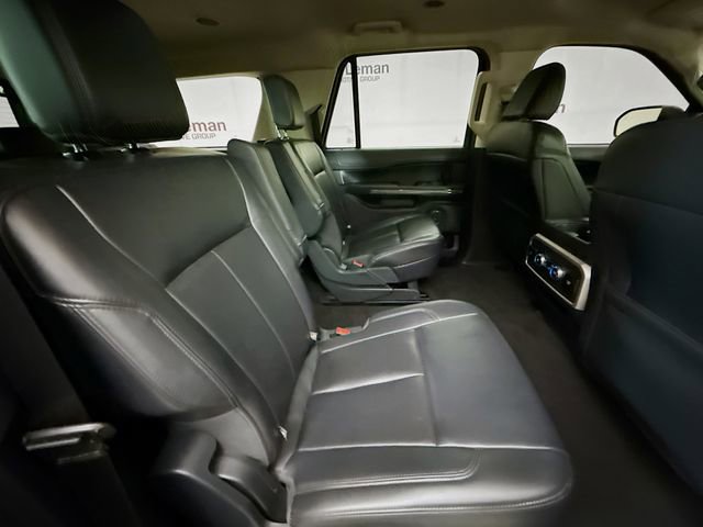 Used 2024 Ford Expedition Max XLT image 28