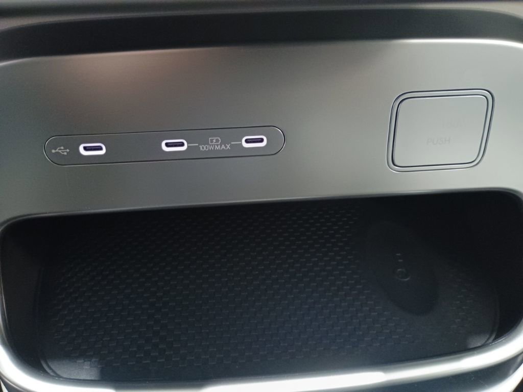 New 2026 Hyundai Ioniq 9 SEL image 24