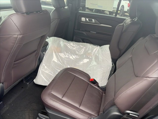 New 2026 Ford Explorer Platinum image 11