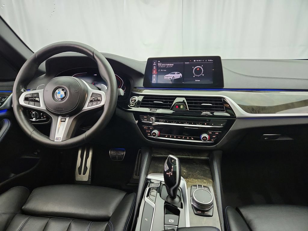 Used 2020 BMW 530i xDrive w/ M Sport Package AWD/4WD image 30
