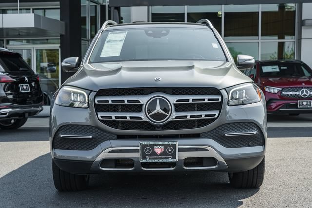 Used 2022 Mercedes-Benz GLS 450 4MATIC image 2