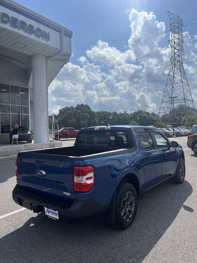 Used 2024 Ford Maverick XLT w/ XLT Luxury Package image 3