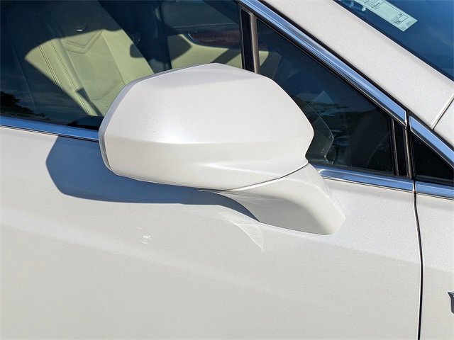 Used 2018 Cadillac XT5 Luxury w/ Driver Awareness Package image 11