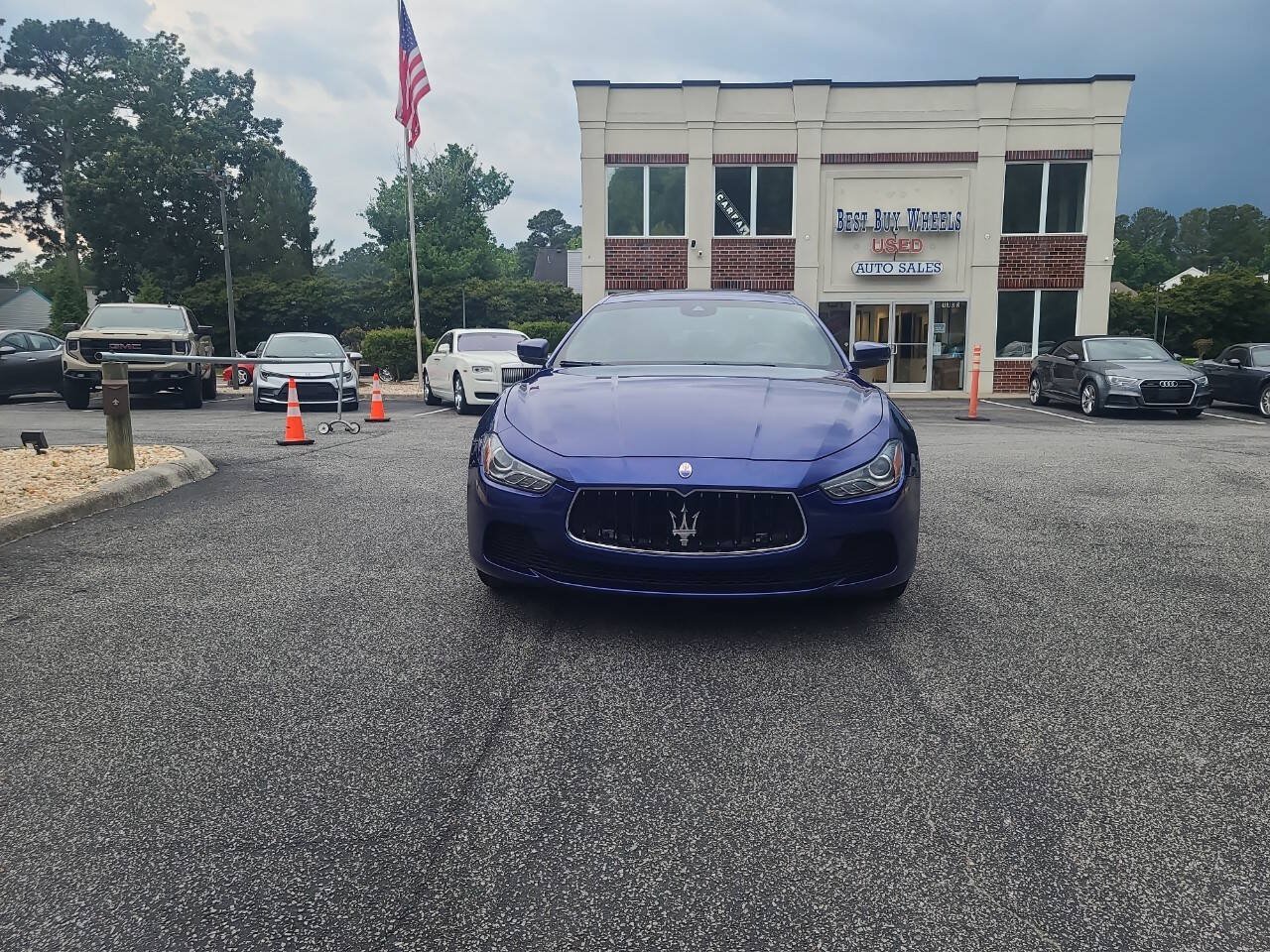 Used 2017 Maserati Ghibli S RWD image 2