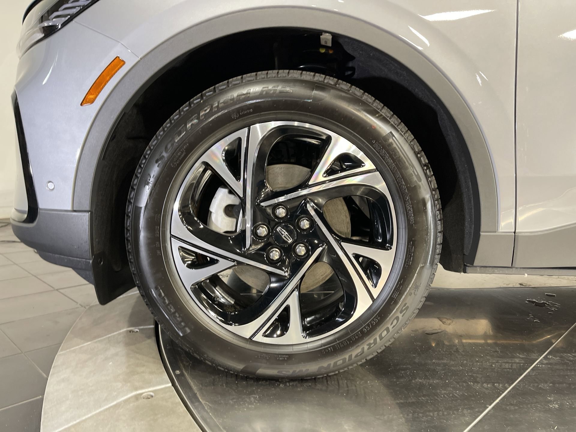 New 2024 Lincoln Nautilus Premier w/ Equipment Group 102A image 37