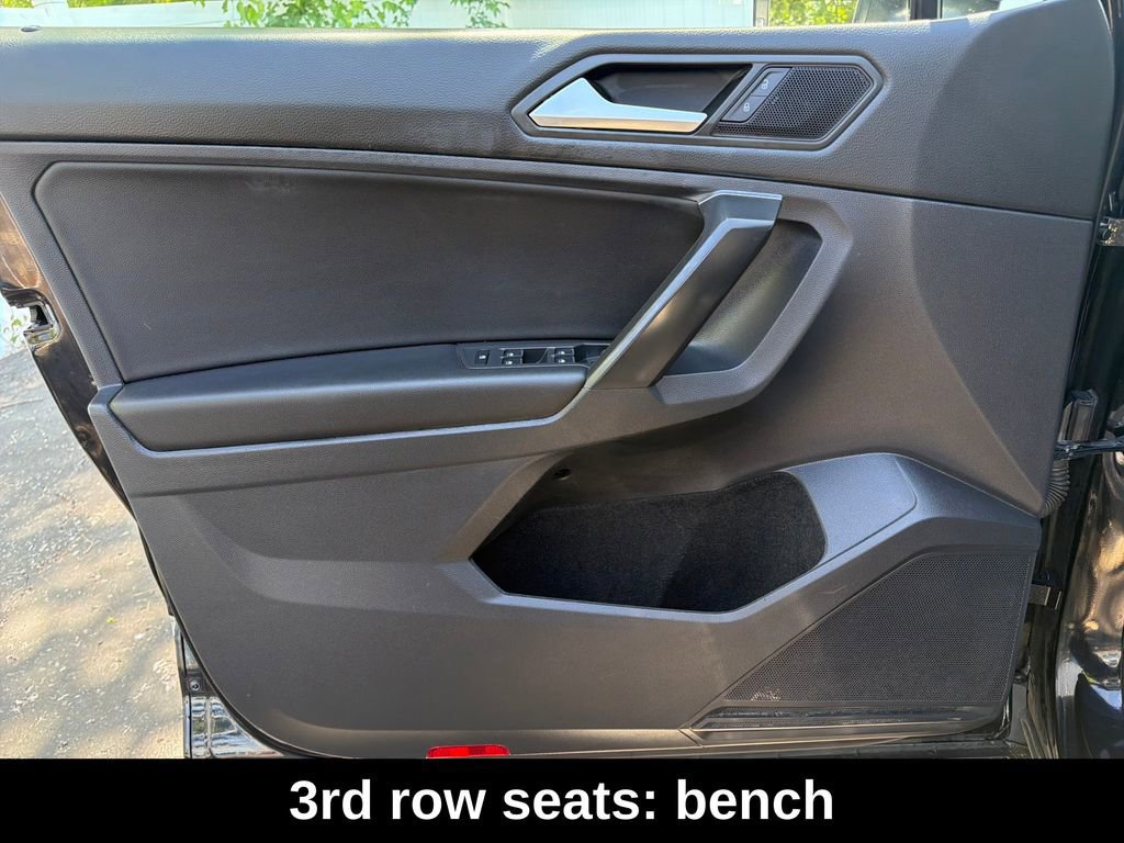Used 2021 Volkswagen Tiguan SE FWD image 12