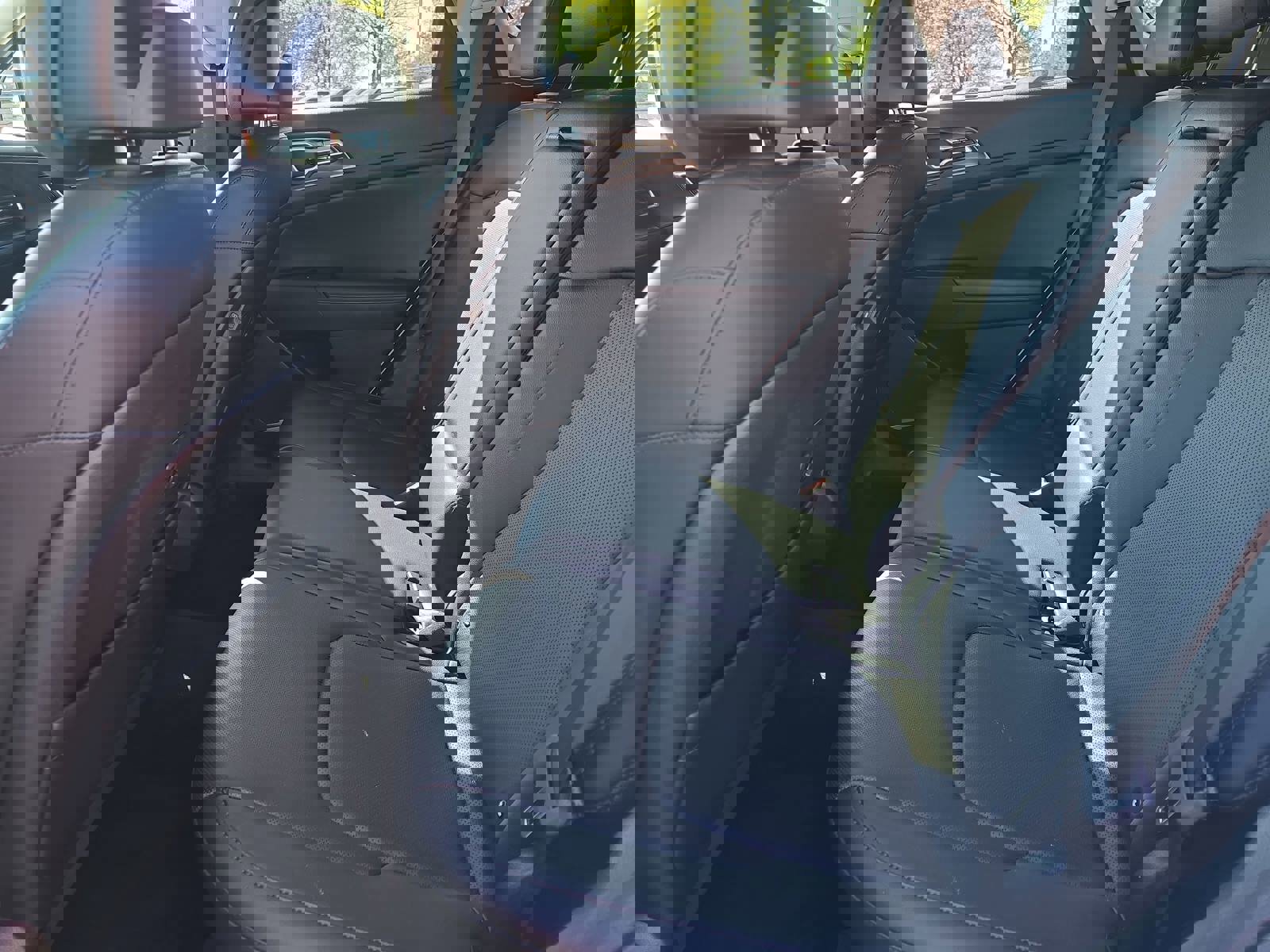 Used 2024 Kia Sportage EX image 15