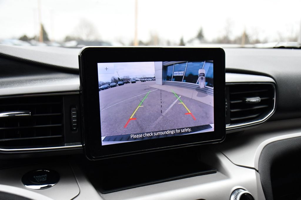 Used 2023 Ford Explorer XLT w/ Equipment Group 202A image 29