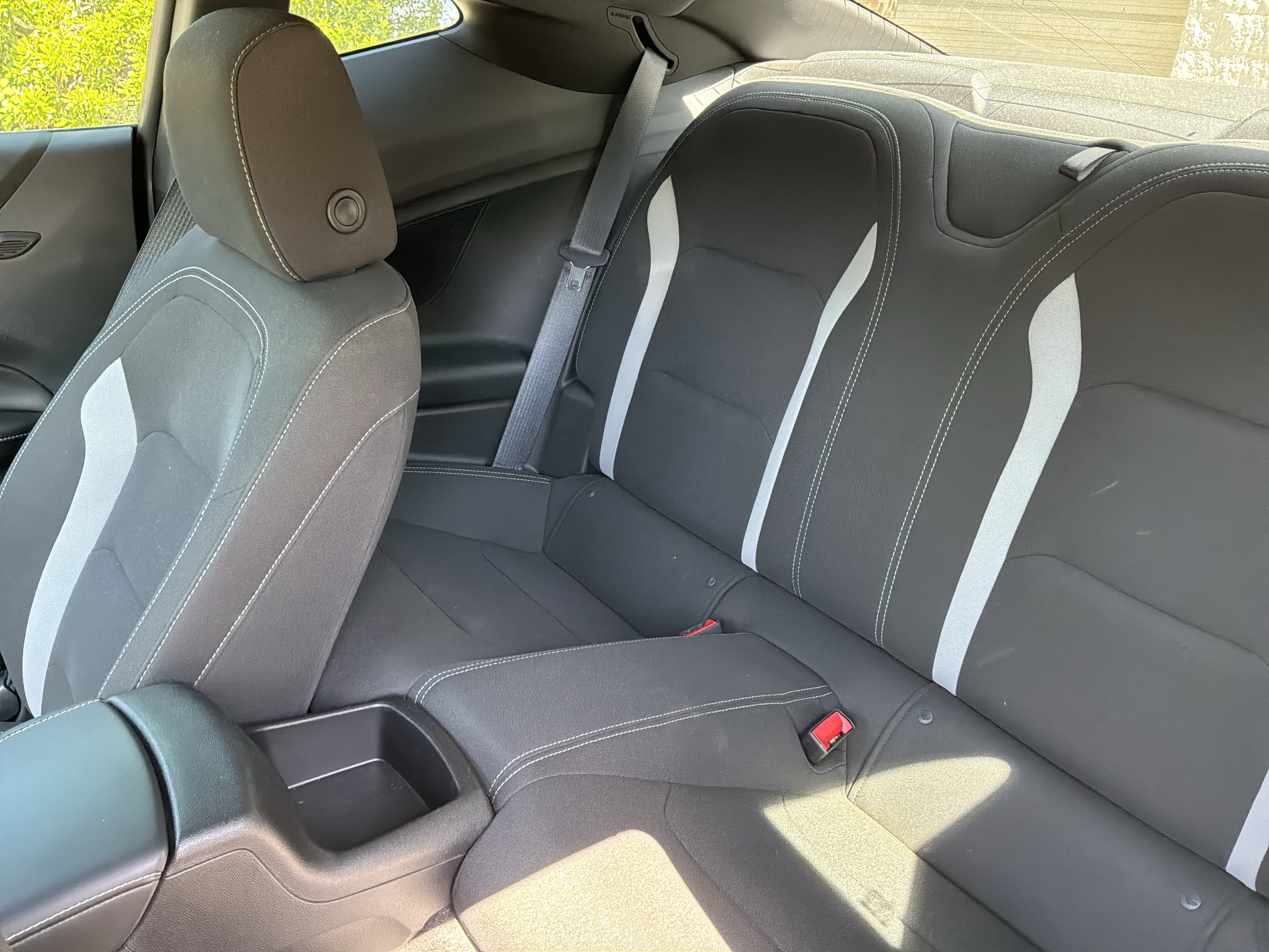 Used 2019 Chevrolet Camaro LT RWD image 30