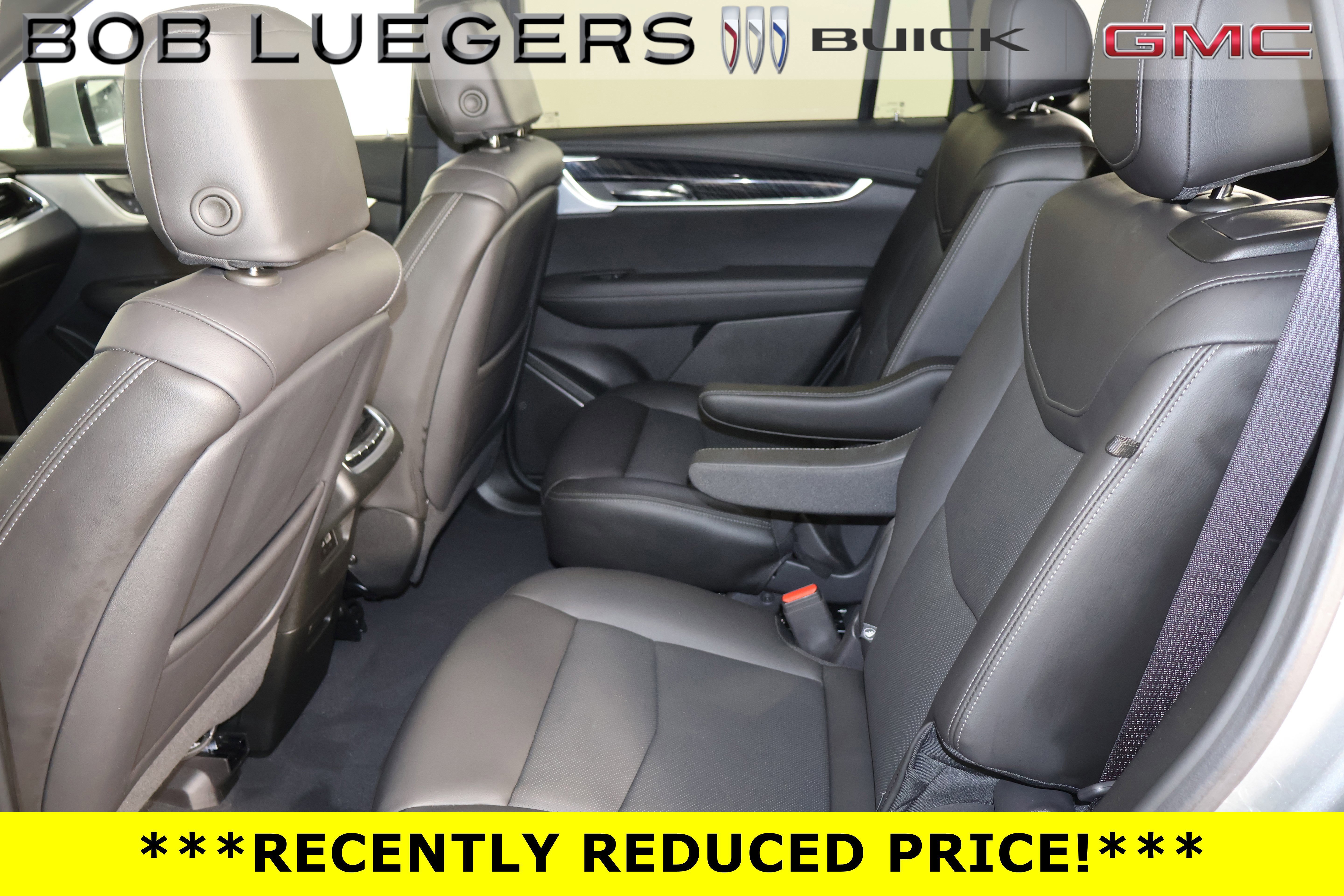 Certified 2025 Cadillac XT6 Premium Luxury FWD image 12