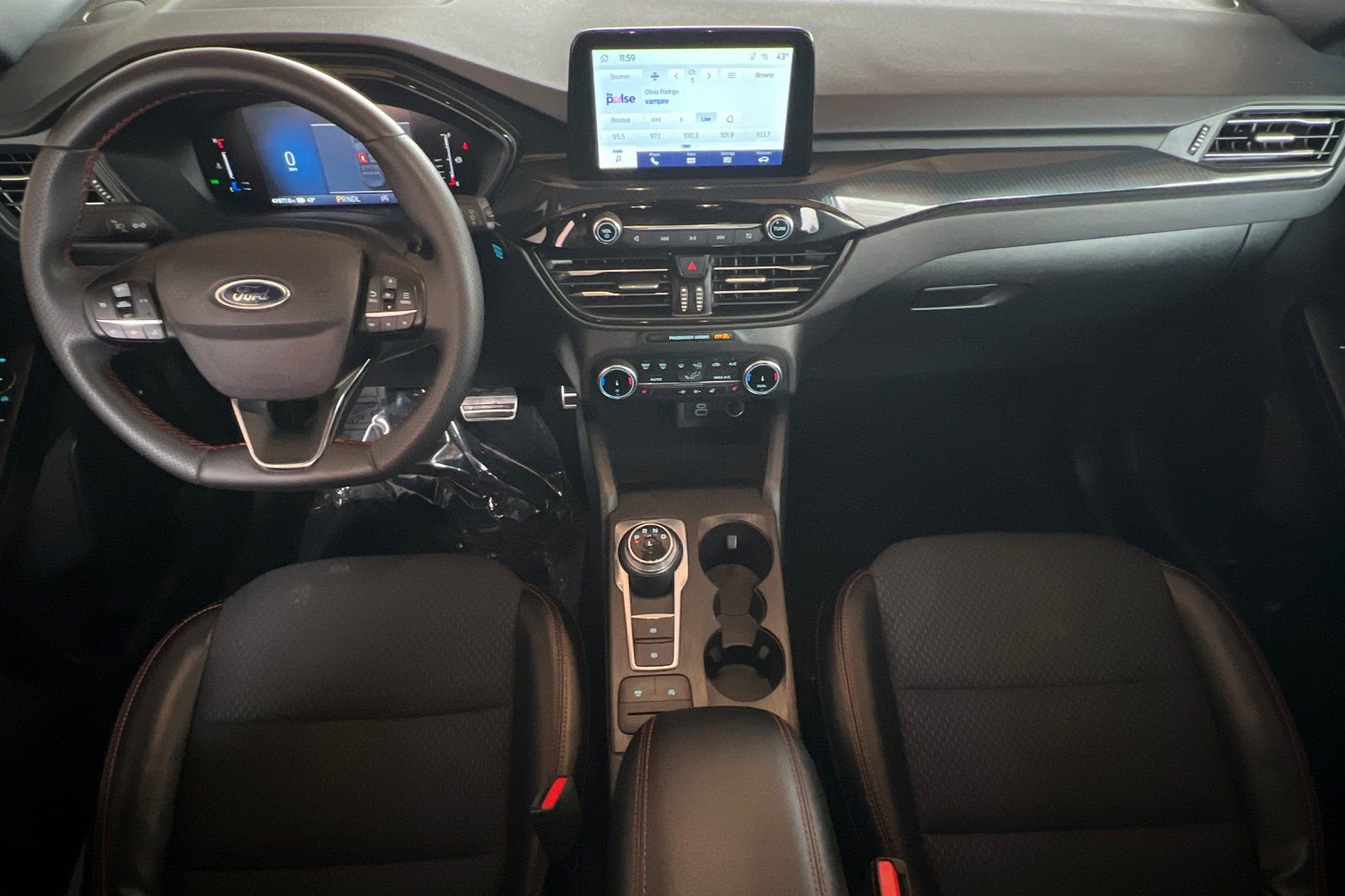 Used 2024 Ford Escape ST-Line image 13