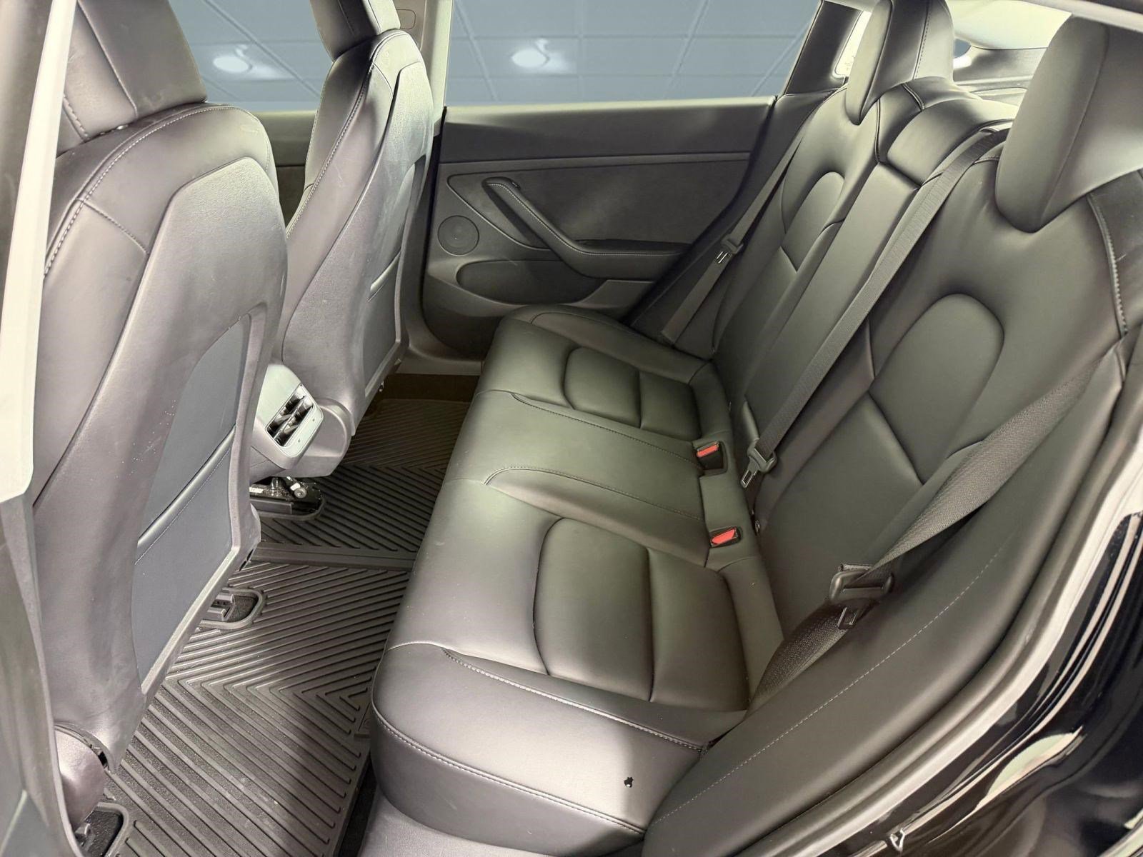 Used 2021 Tesla Model 3 Long Range image 13