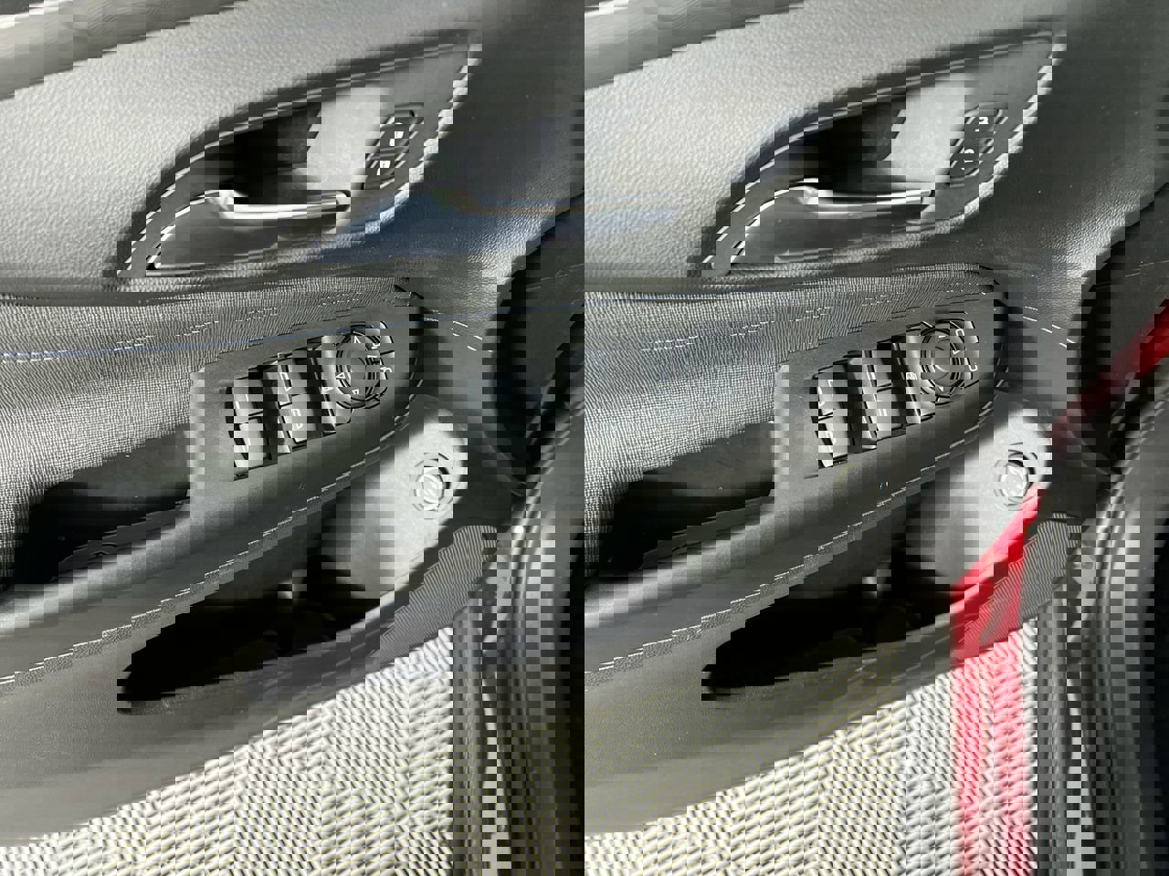 Used 2024 Buick Envista Sport Touring w/ Convenience I Package image 14