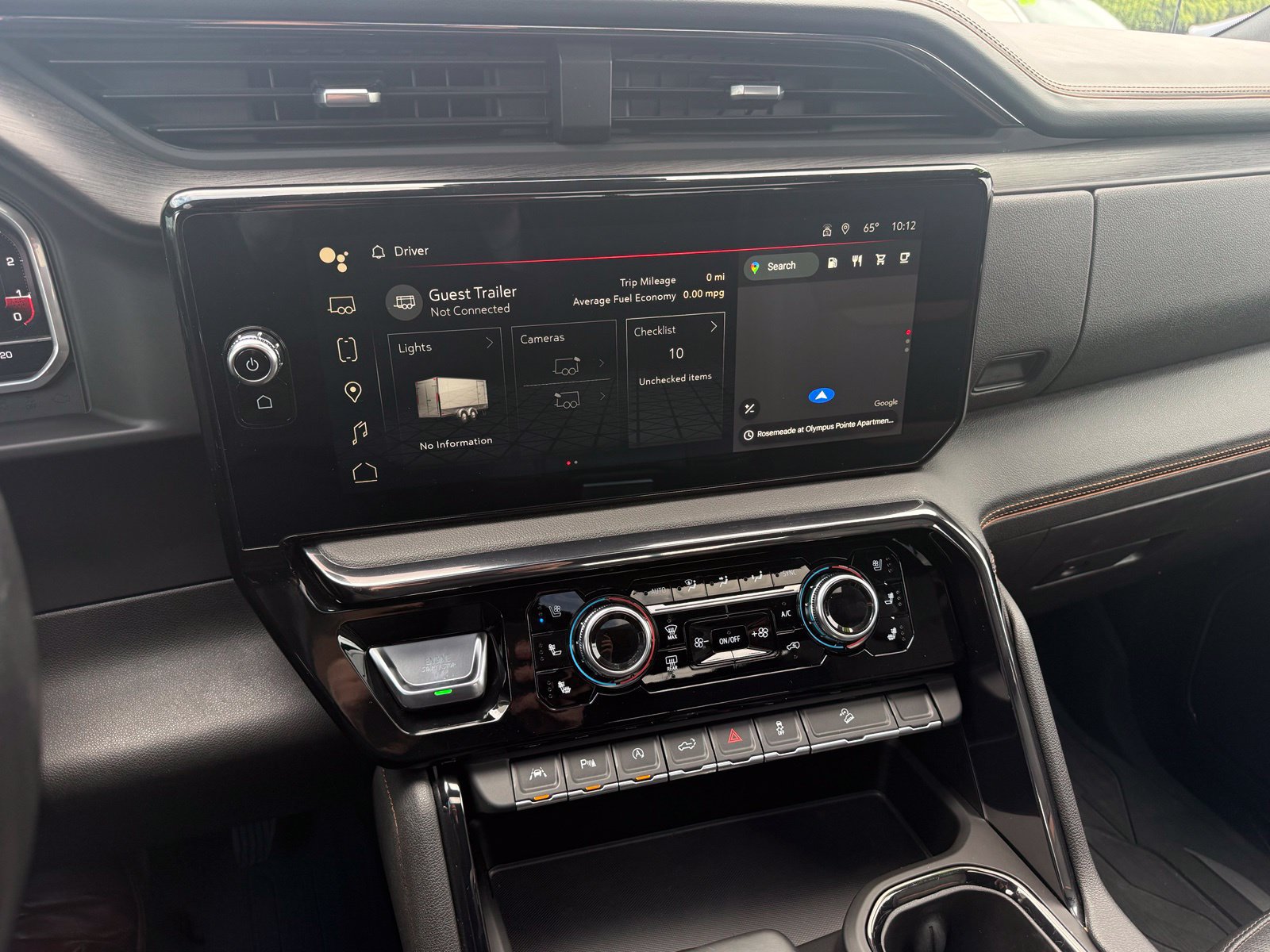Used 2023 GMC Sierra 1500 AT4 w/ Technology Package AWD/4WD image 18
