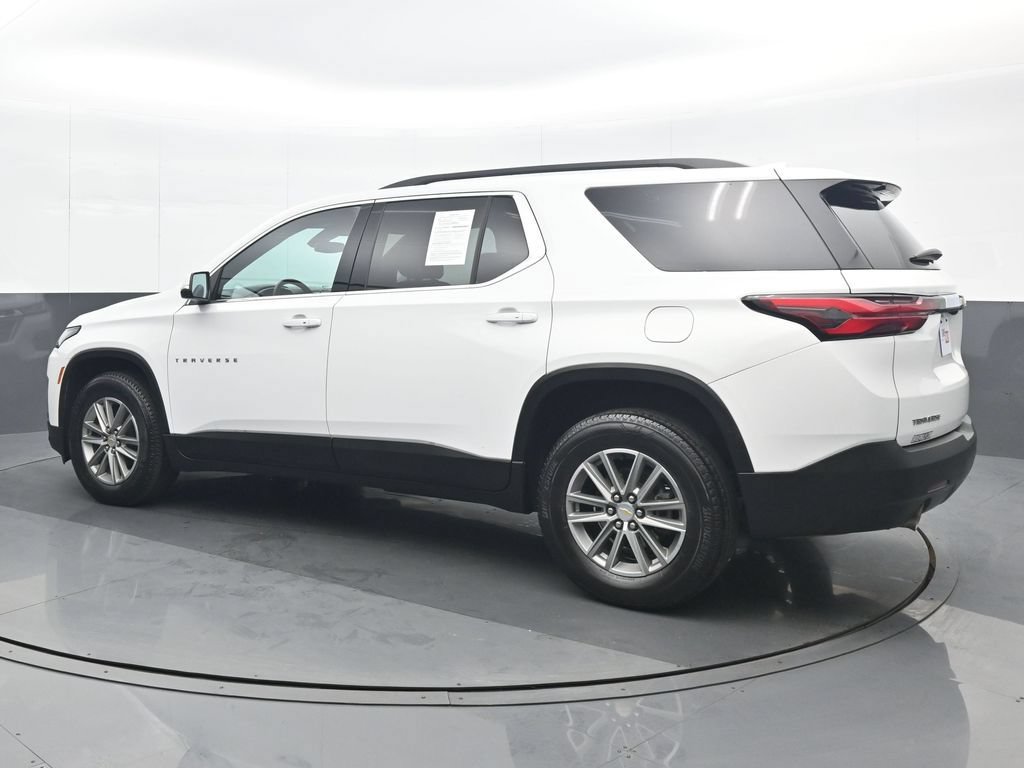 Used 2023 Chevrolet Traverse LT FWD image 4