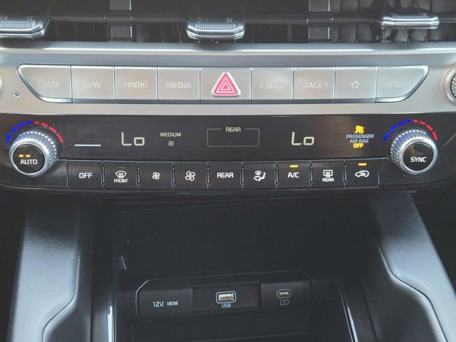 Certified 2023 Kia Telluride LX image 18