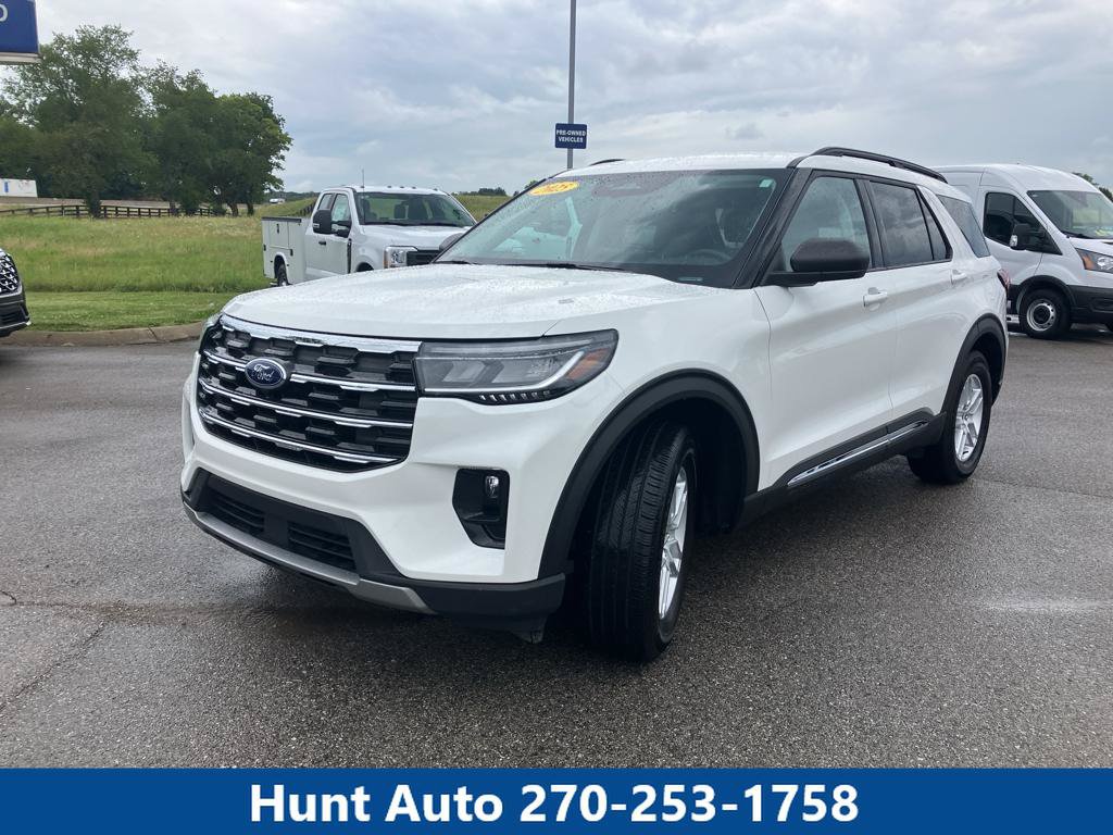 Certified 2025 Ford Explorer Active w/ Active Comfort Package