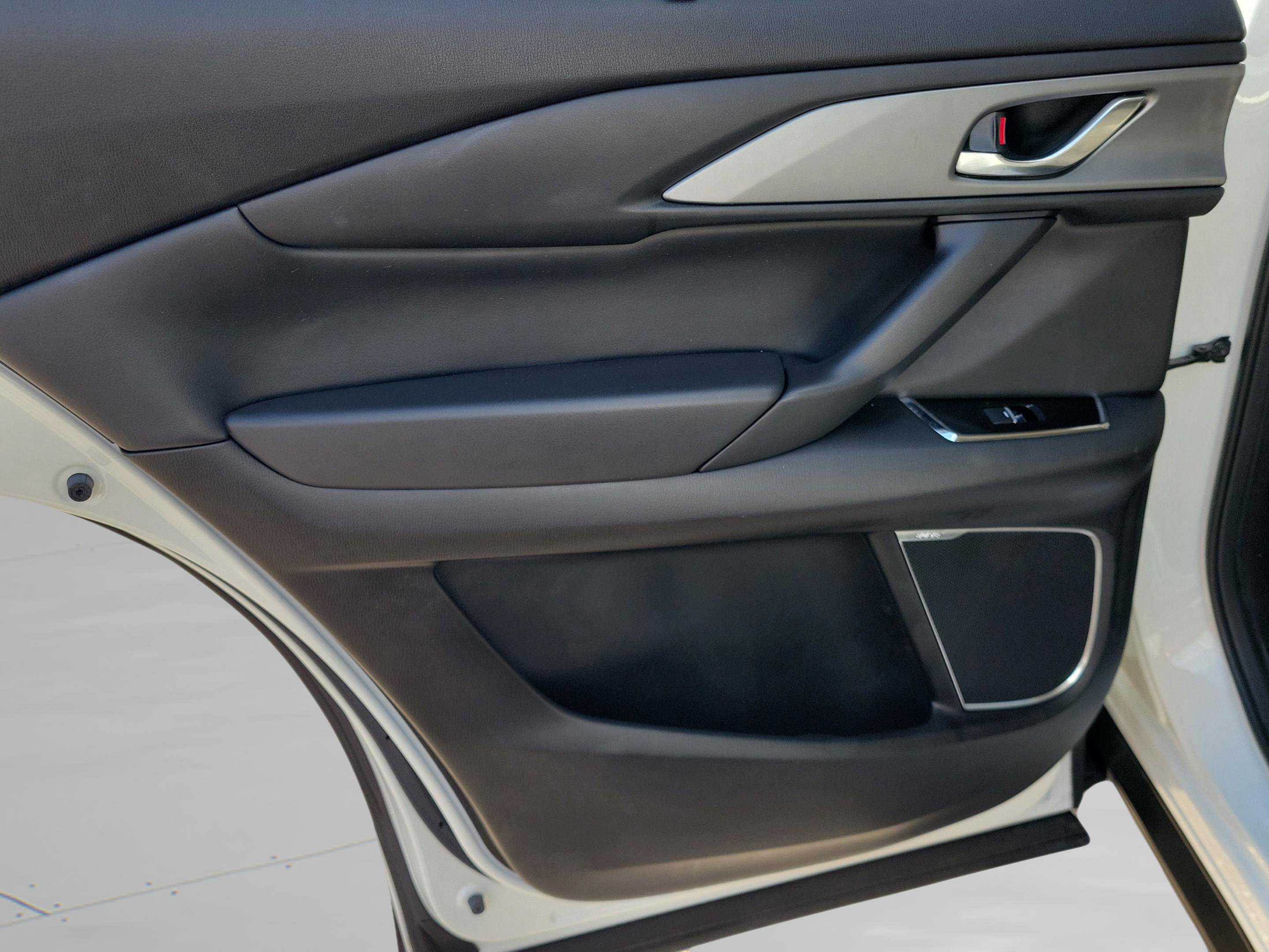 Used 2020 MAZDA CX-9 Touring w/ Touring Premium Package image 11