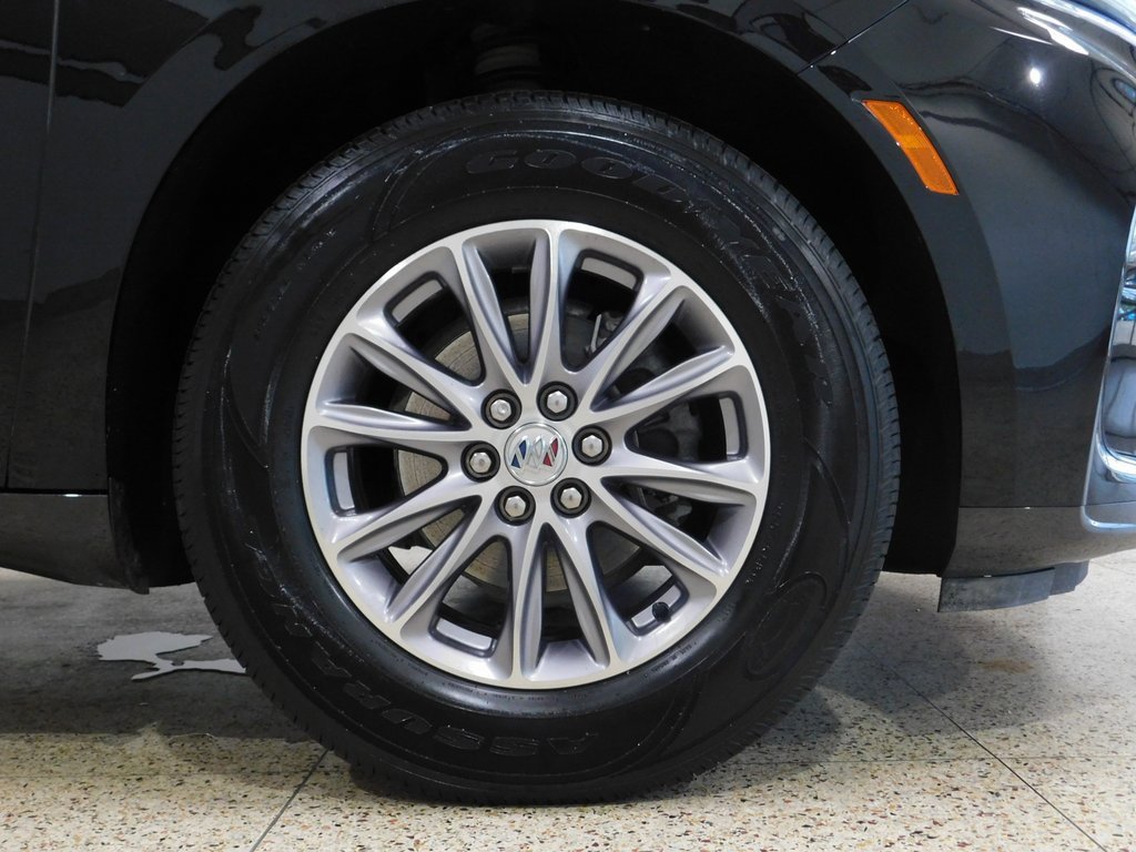 Used 2024 Buick Enclave Essence image 99