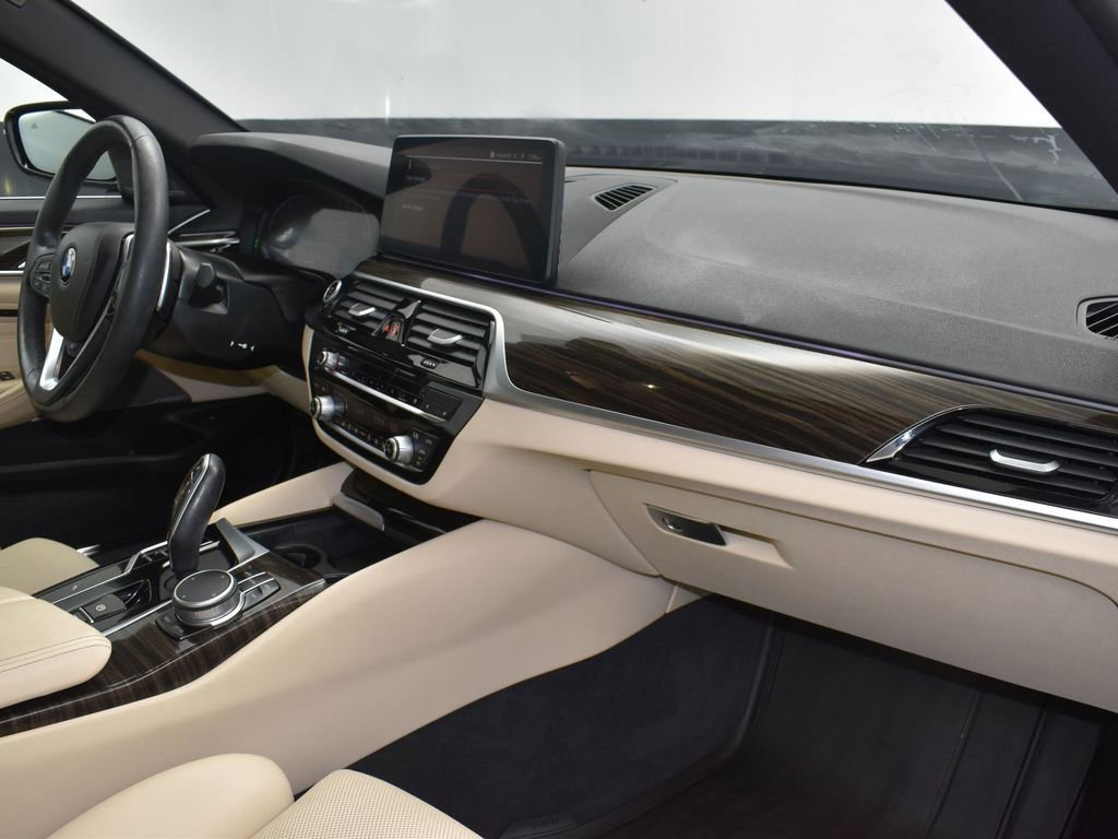 Used 2022 BMW 540i w/ Premium Package RWD image 22