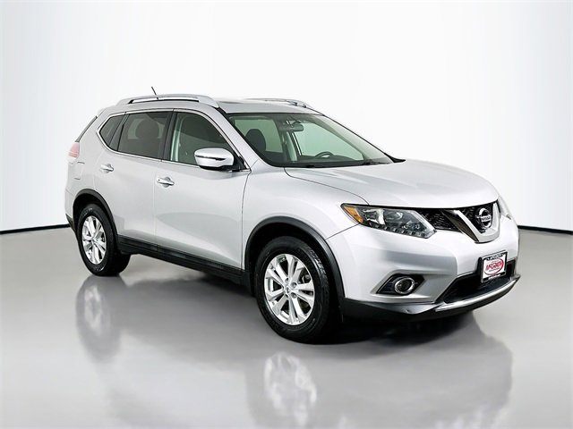 Used 2016 Nissan Rogue SV w/ SV Moonroof Package image 13
