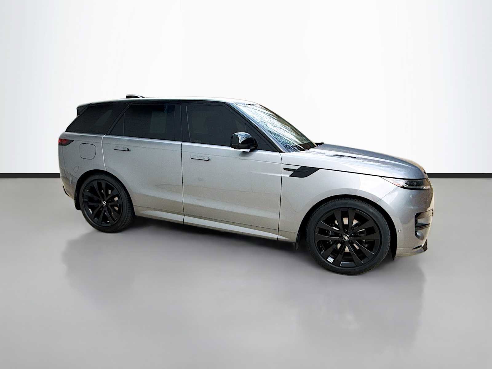 Certified 2025 Land Rover Range Rover Sport Dynamic SE image 7
