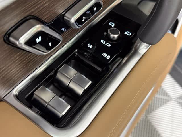 New 2027 Land Rover Range Rover SE AWD/4WD image 23