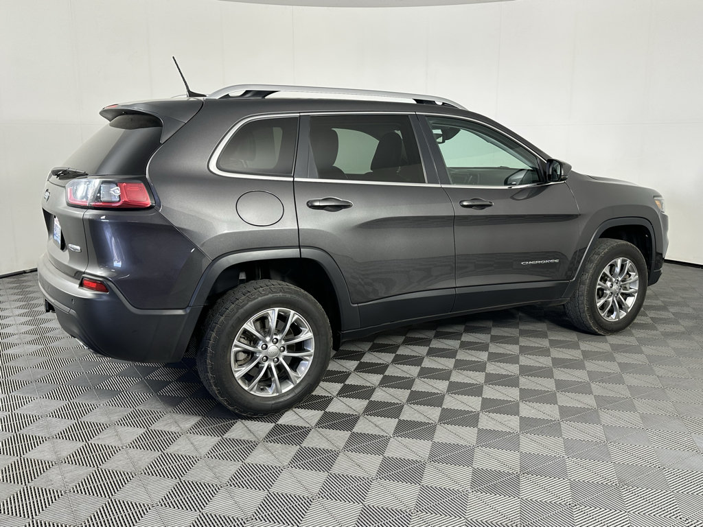 Used 2019 Jeep Cherokee Latitude Plus w/ Comfort/Convenience Group AWD/4WD image 5