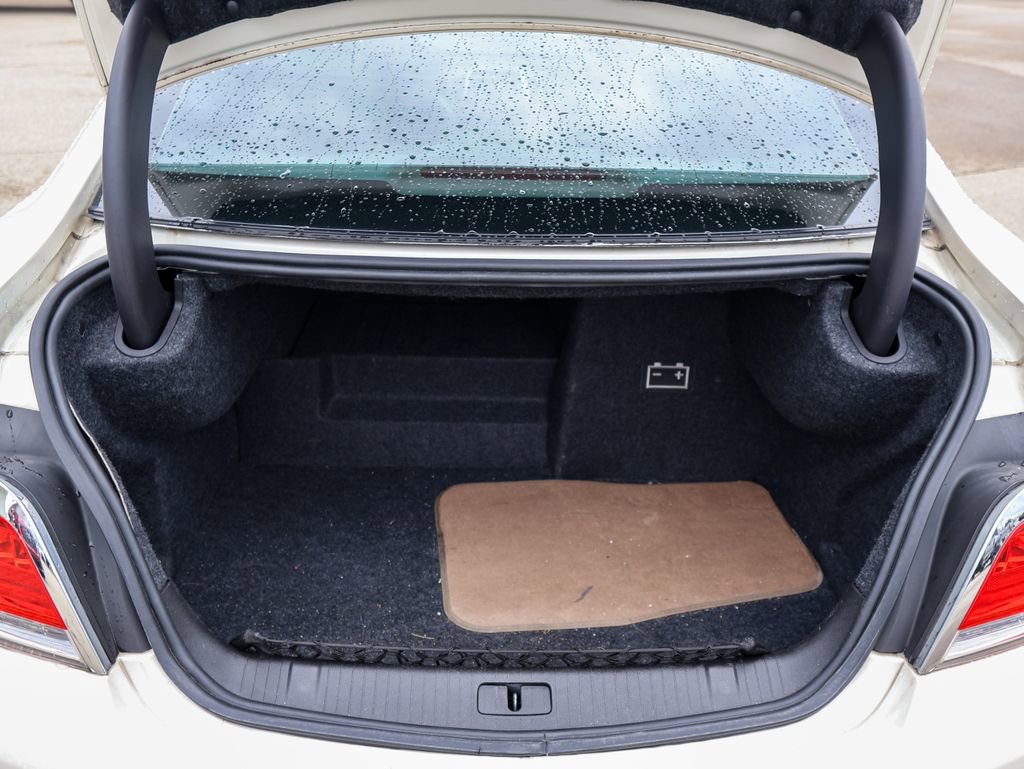 Used 2012 Buick LaCrosse Leather image 5