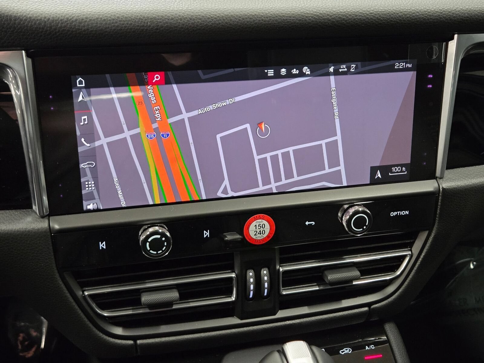 Certified 2026 Porsche Macan S AWD/4WD image 22