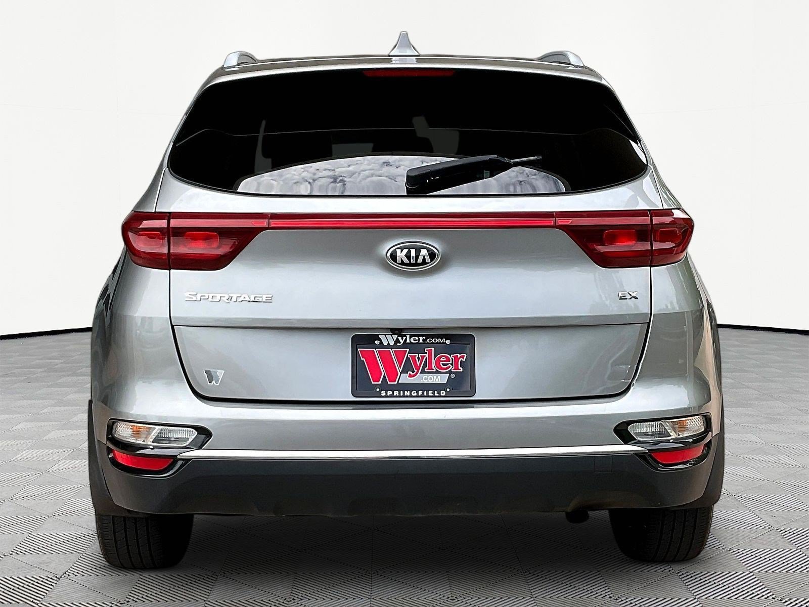 Used 2020 Kia Sportage EX AWD/4WD image 5